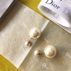 Tribal earrings classic pearl